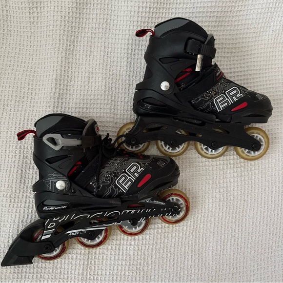 Blade Runner Phoenix Black and Red Rollerblades - Picture 4 of 9